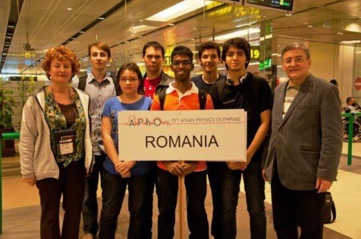 lotul-romaniei-olimpiada-fizica-asiei [640x480]