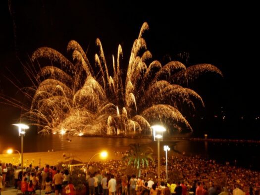 Fuegos_artificiales_hogueras_4 [640x480]