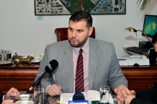 2015.12.08_ds_mae8363 [640x480]