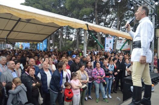 FB_IMG_1461710053184 [640x480]